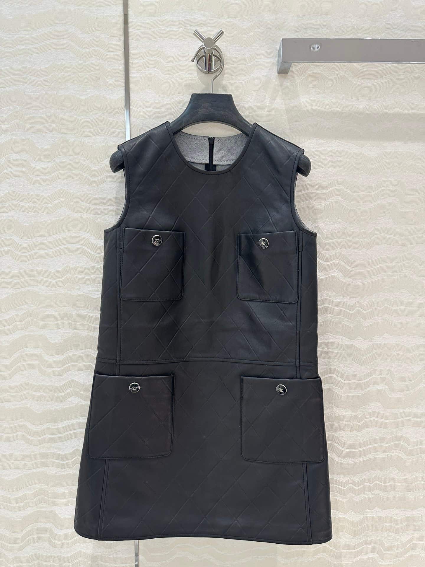 Chanel: Robe, poches
