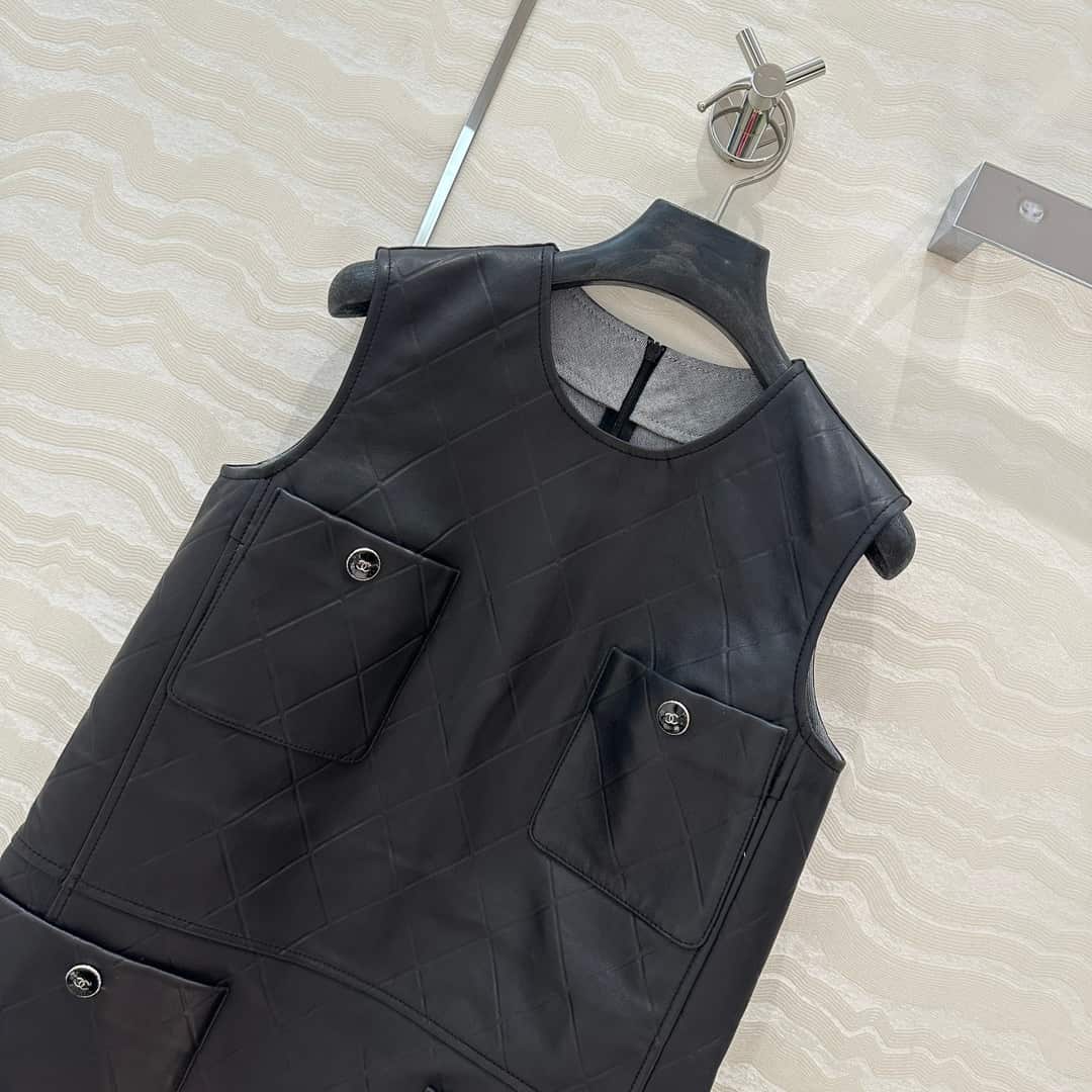 Chanel: Robe, poches