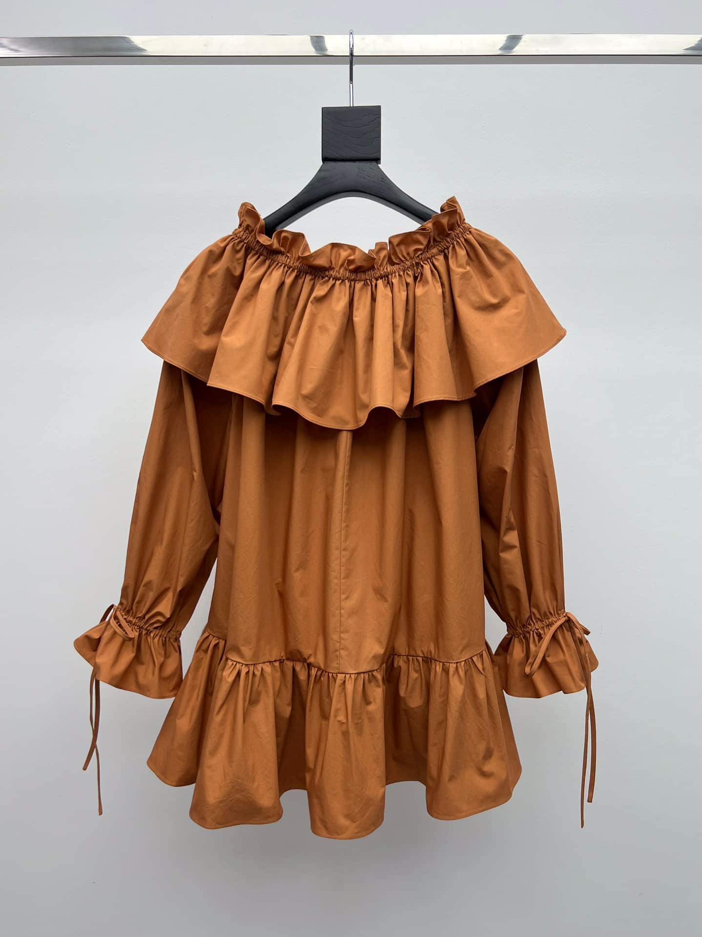 Saint Laurent: Robe, cordon de serrage, poches, coton, printemps/été 2025