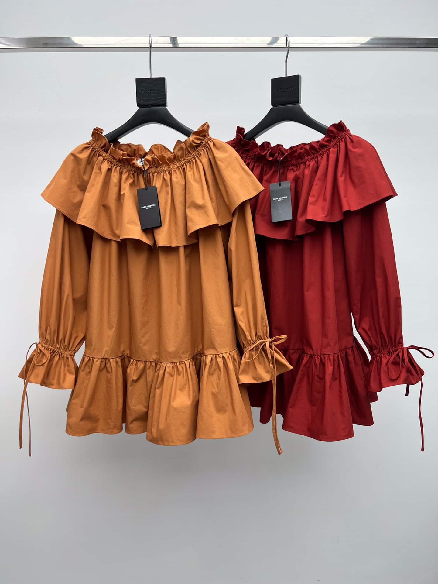 Saint Laurent: Robe, cordon de serrage, poches, coton, printemps/été 2025