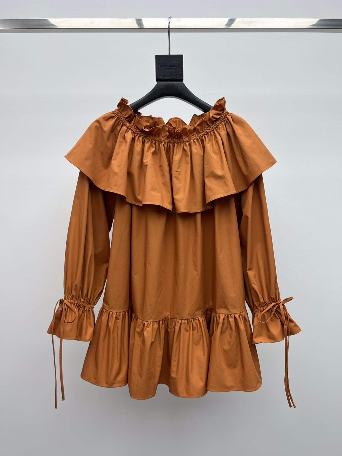 Saint Laurent: Robe, cordon de serrage, poches, coton, printemps/été 2025