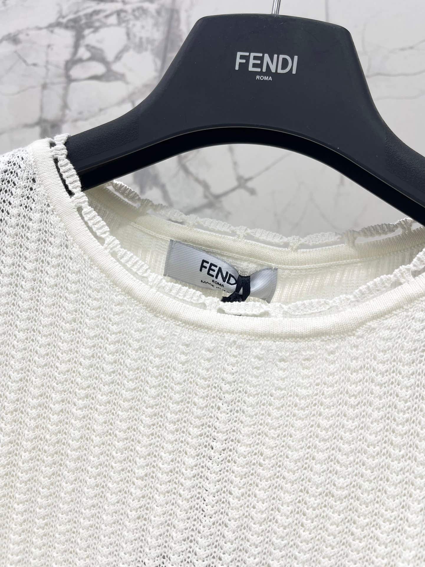 Fendi: куртка