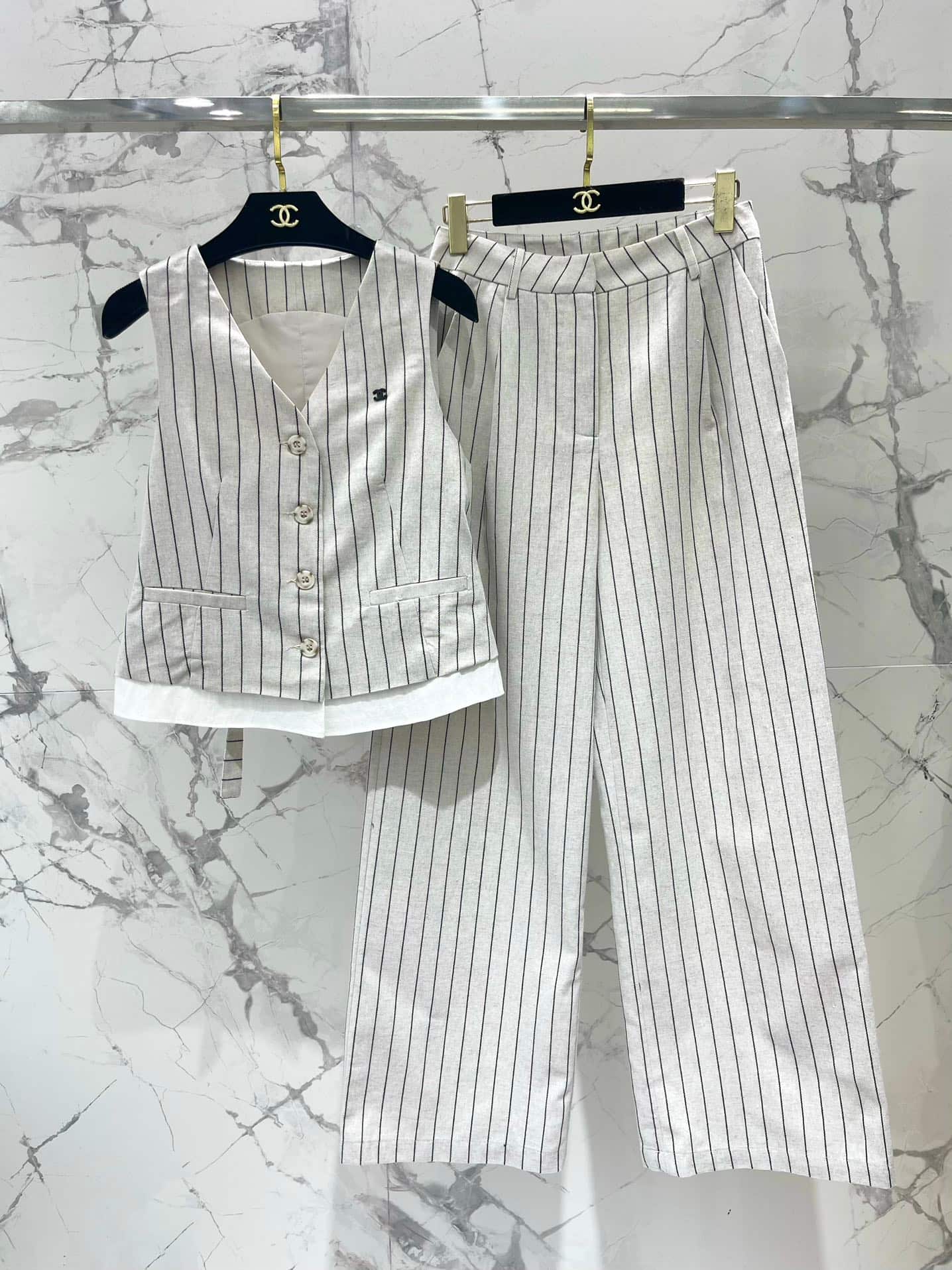 Chanel: Costume / ensemble, coton