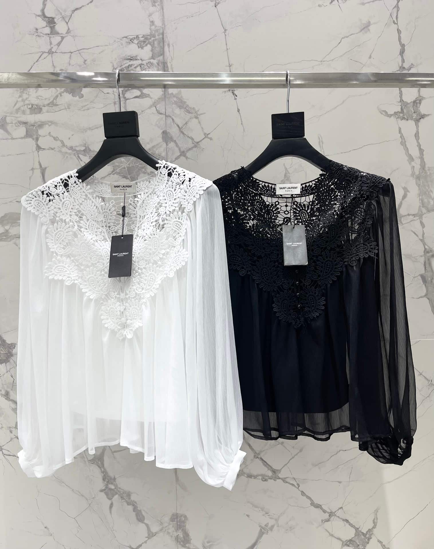 Saint Laurent: Jupe, blanc, broderie, denim
