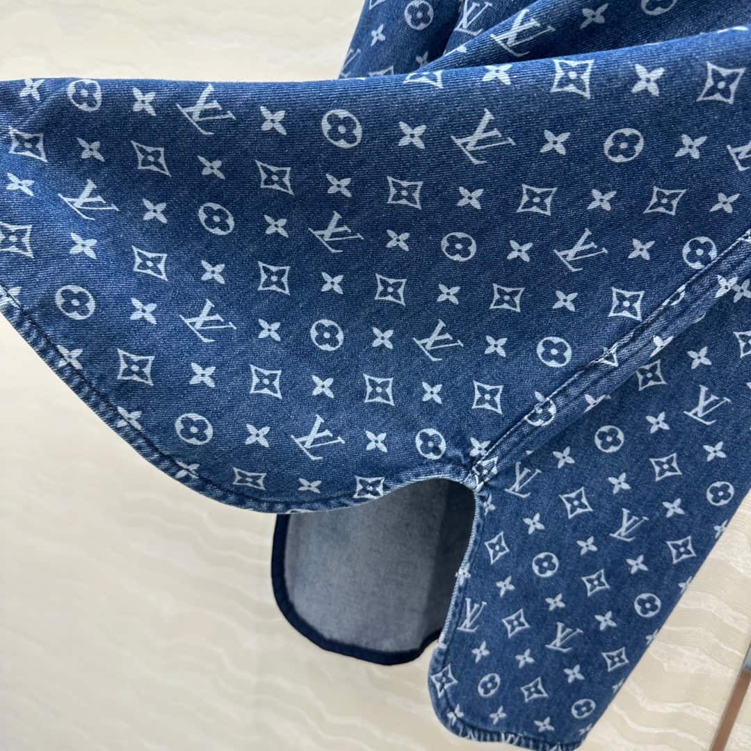Louis Vuitton: куртка, монограмма, металлическая фурнитура, хлопок, деним