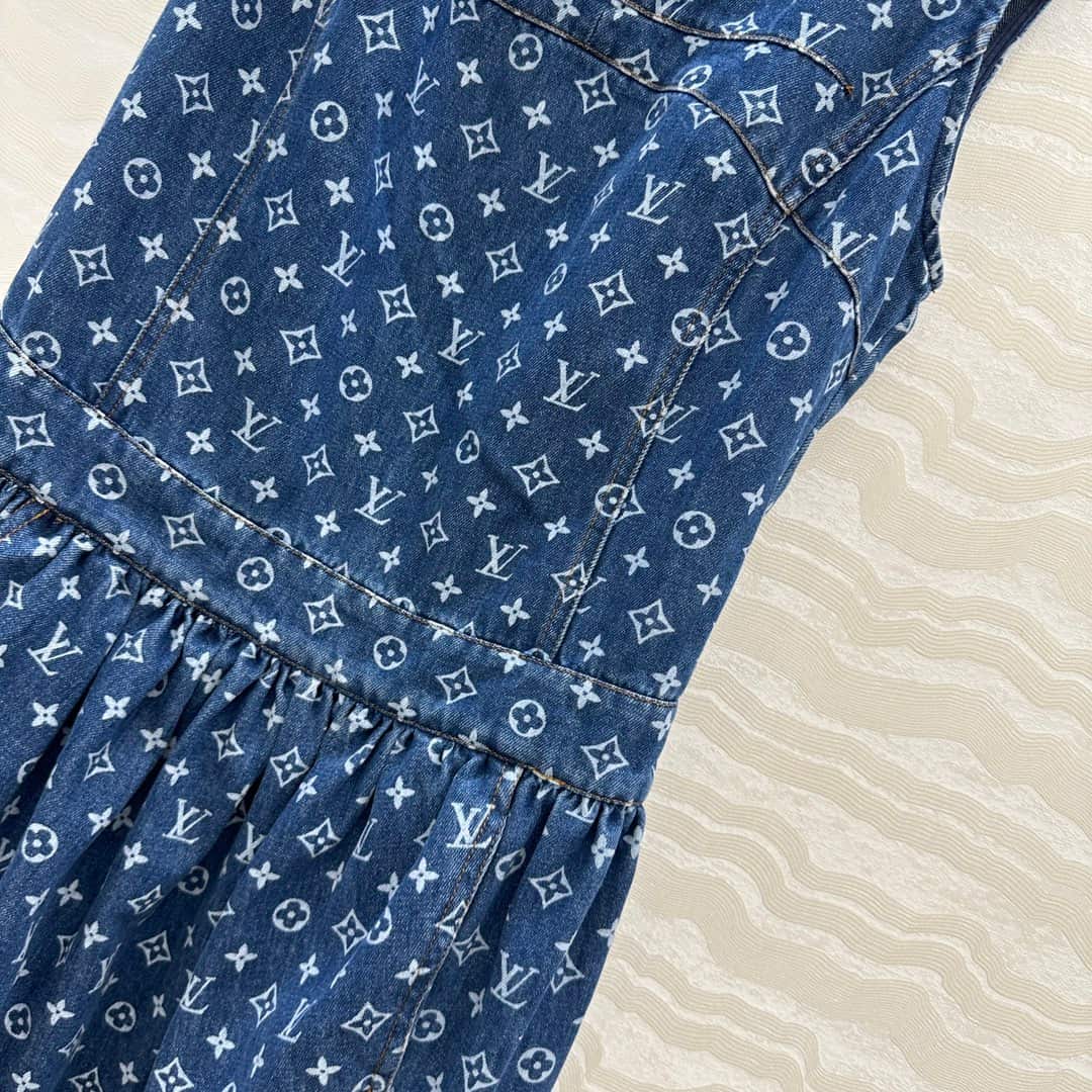 Louis Vuitton: 无袖上衣, 字母印花, 金属配件, 棉质, 牛仔布