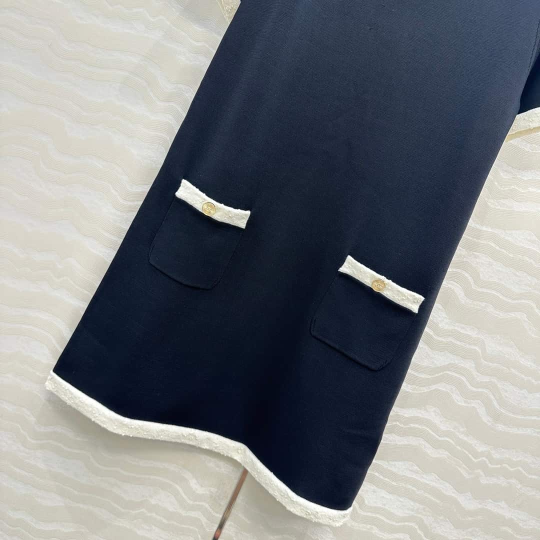 Chanel: Robe, poches