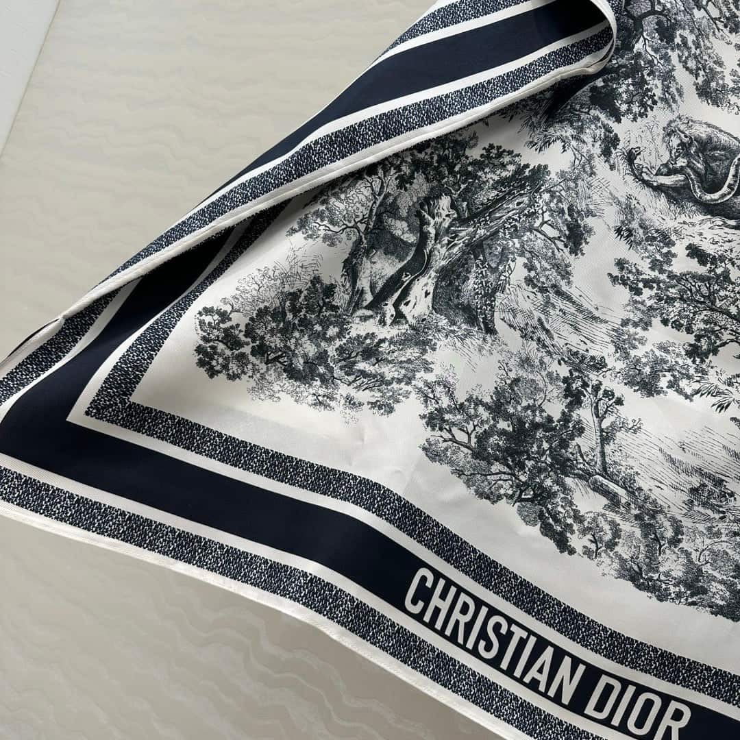 Dior: платье, принт