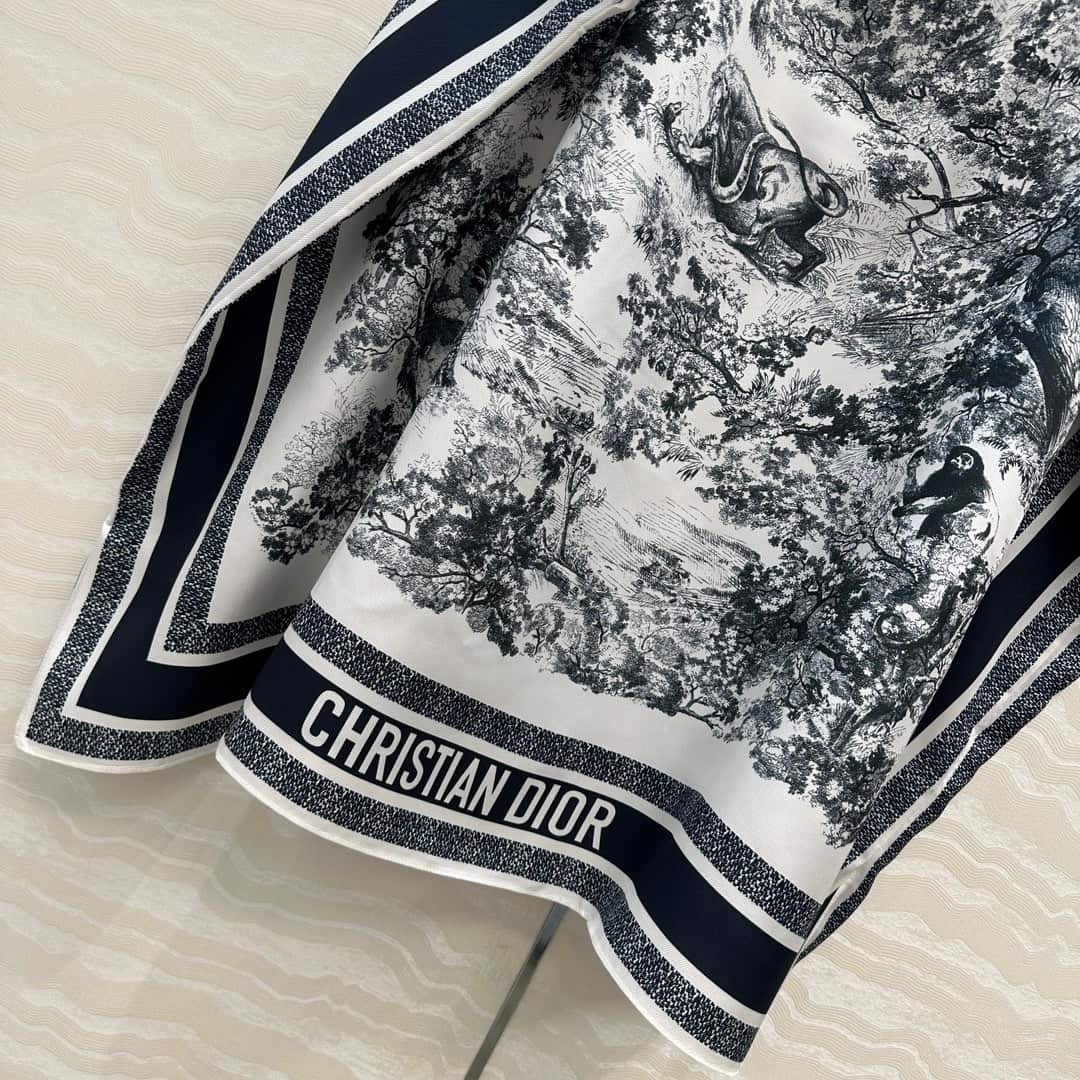 Dior: платье, принт