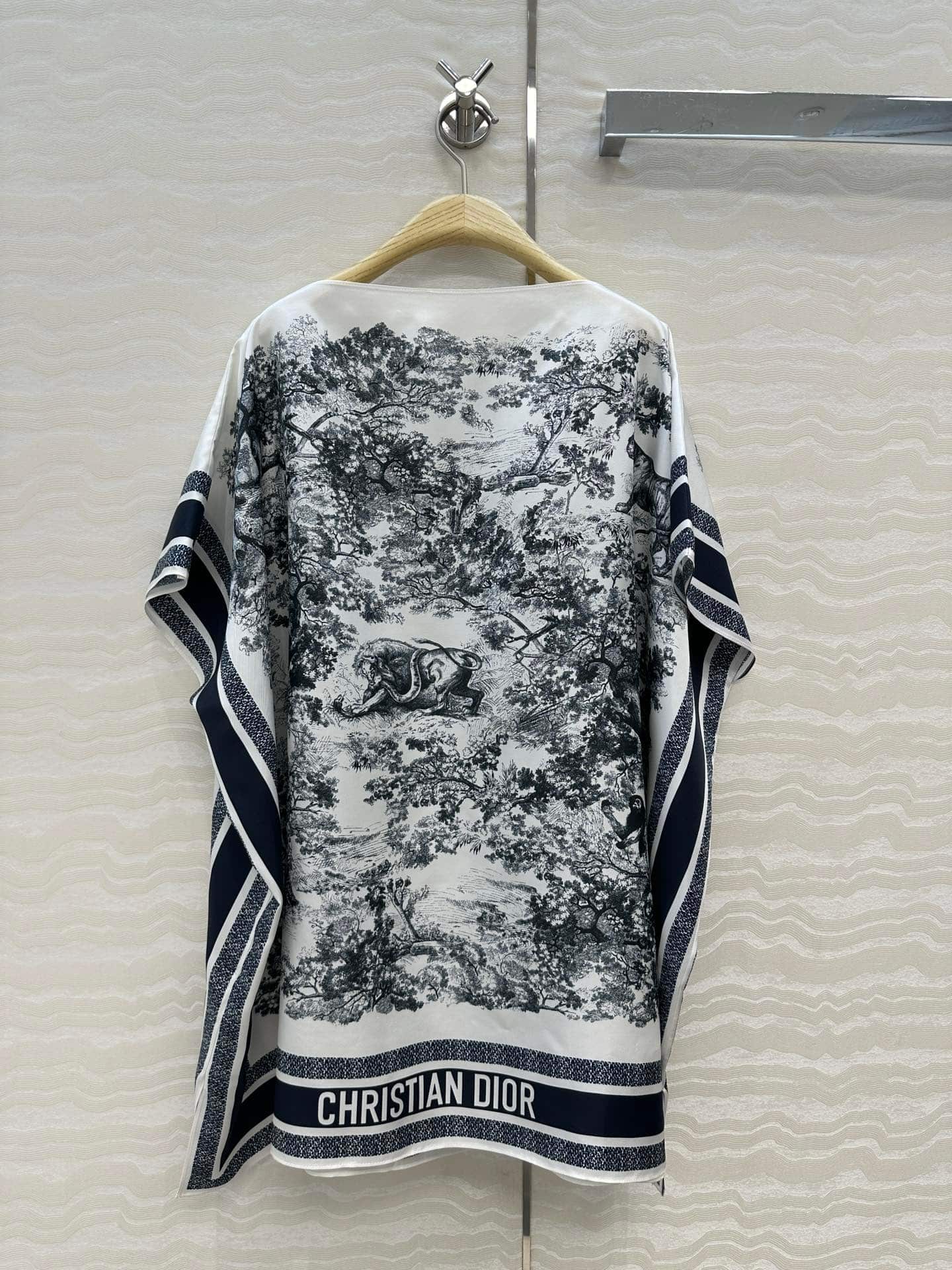 Dior: платье, принт