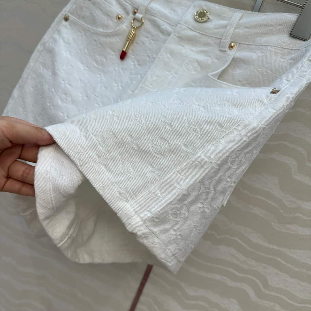 Louis Vuitton: 半身裙, 白色, 提花, 字母印花, 标志, 金属配件