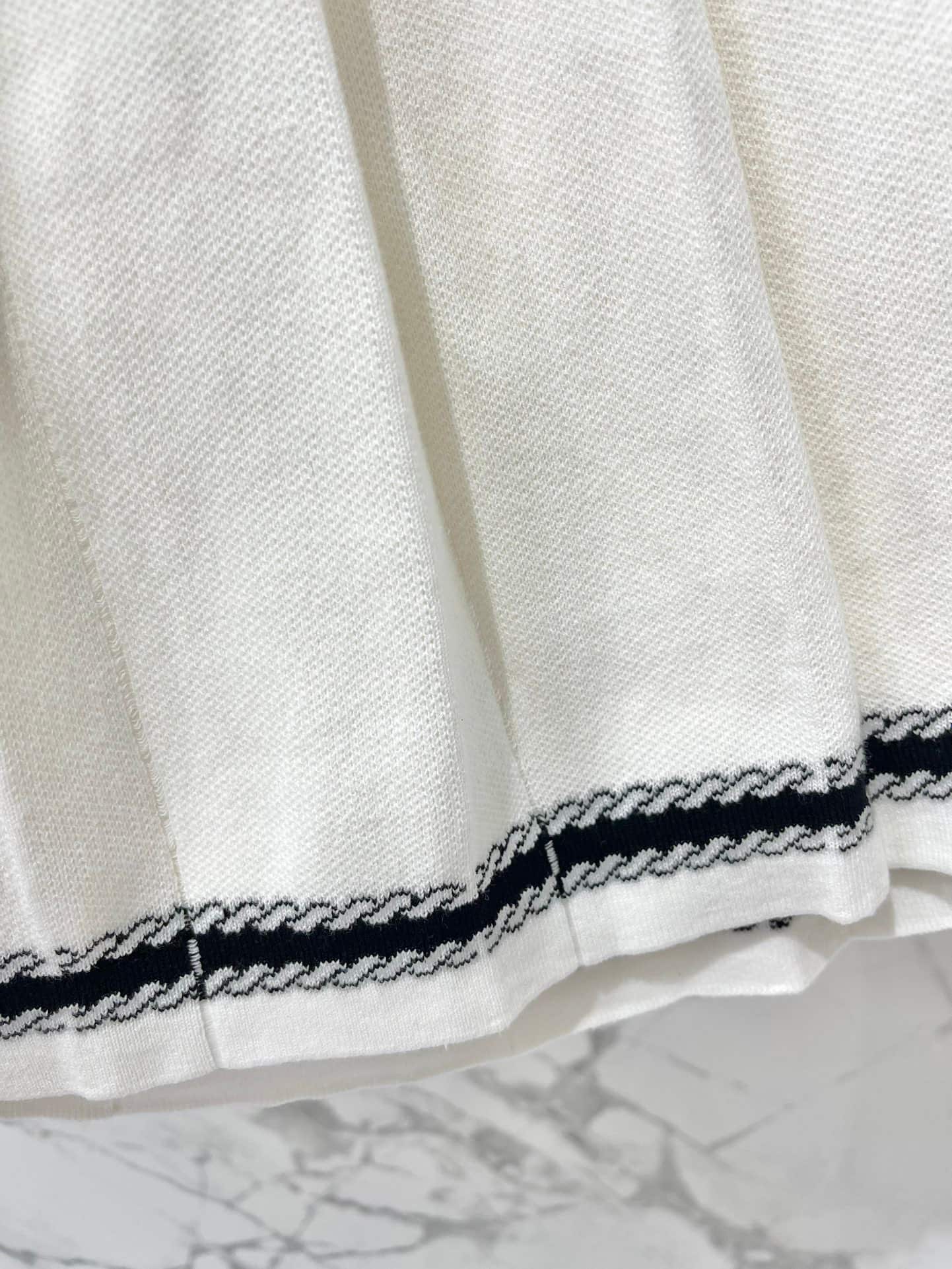 Gucci: Shirt, white, intarsia, cotton