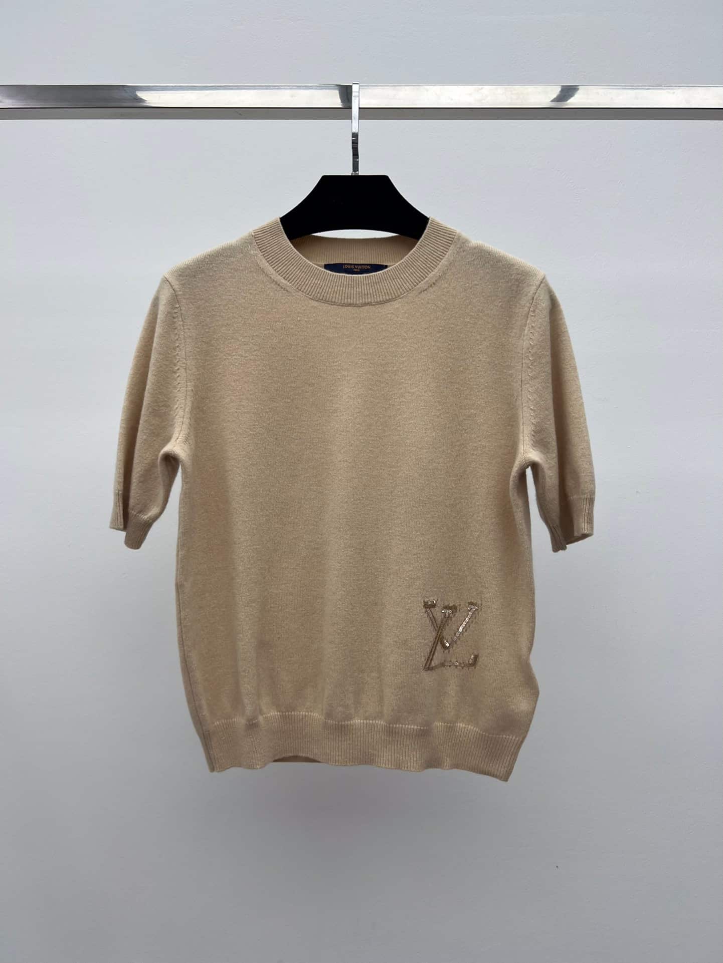 Louis Vuitton: Veste, broderie