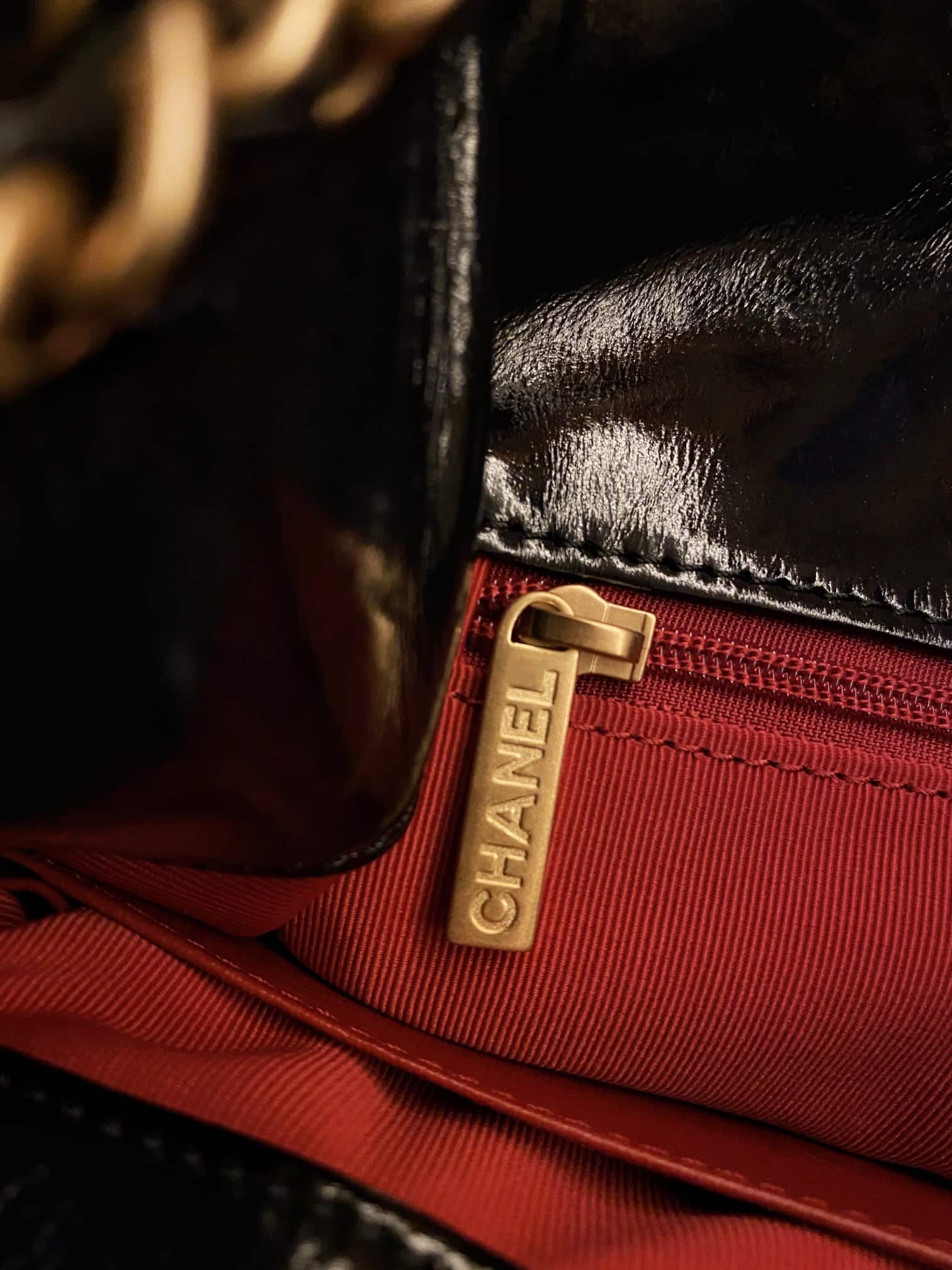 Chanel: сумка, средняя, чёрная