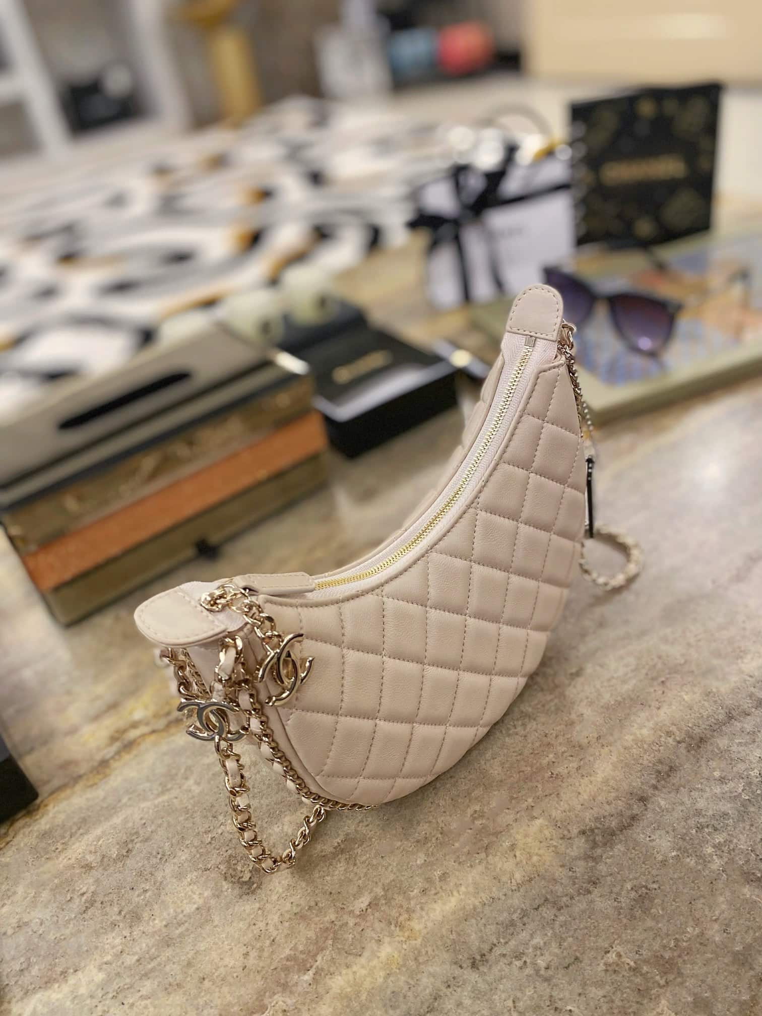 月亮包乳白色大号👜