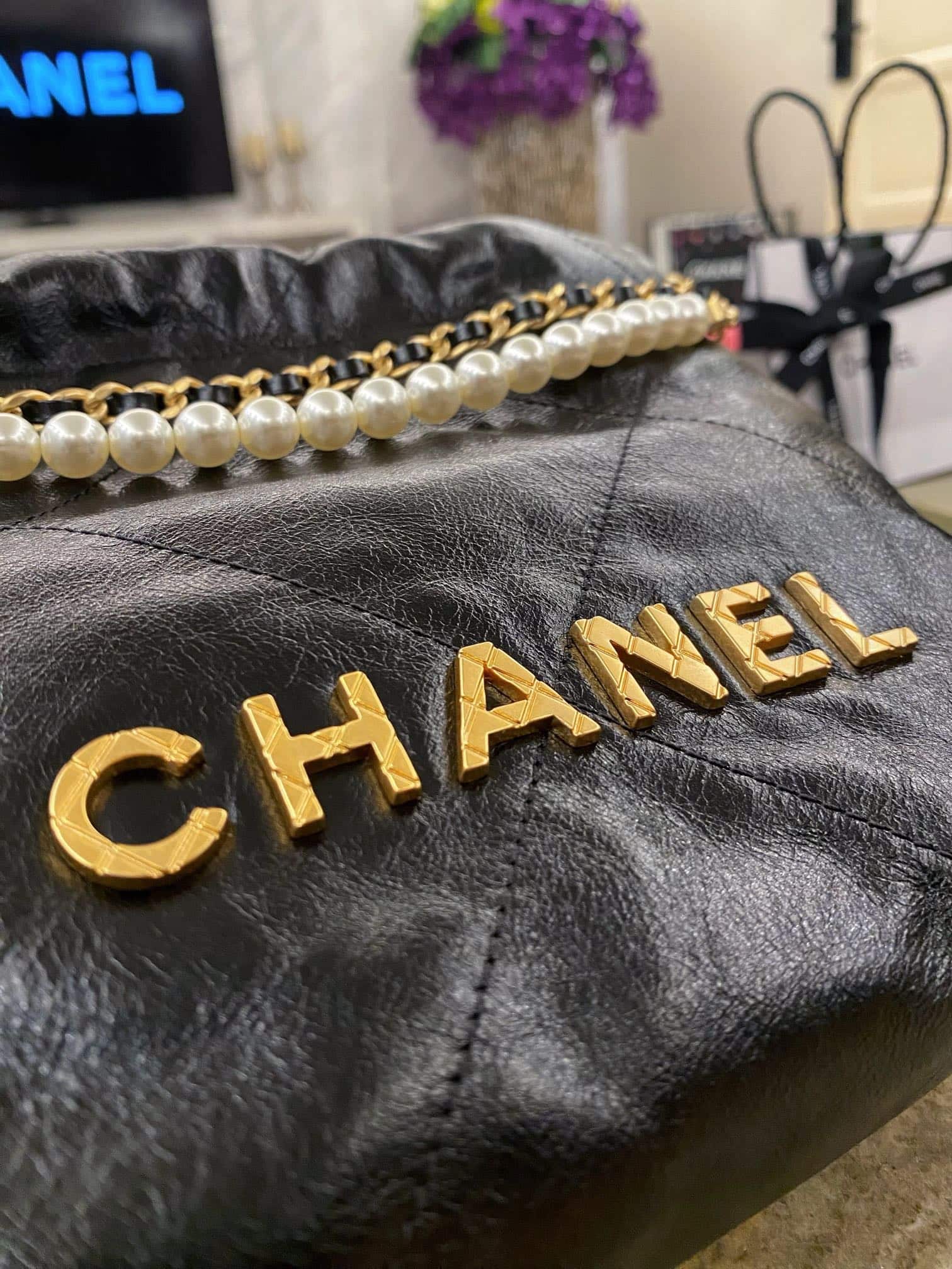Chanel: сумка, жемчужная отделка