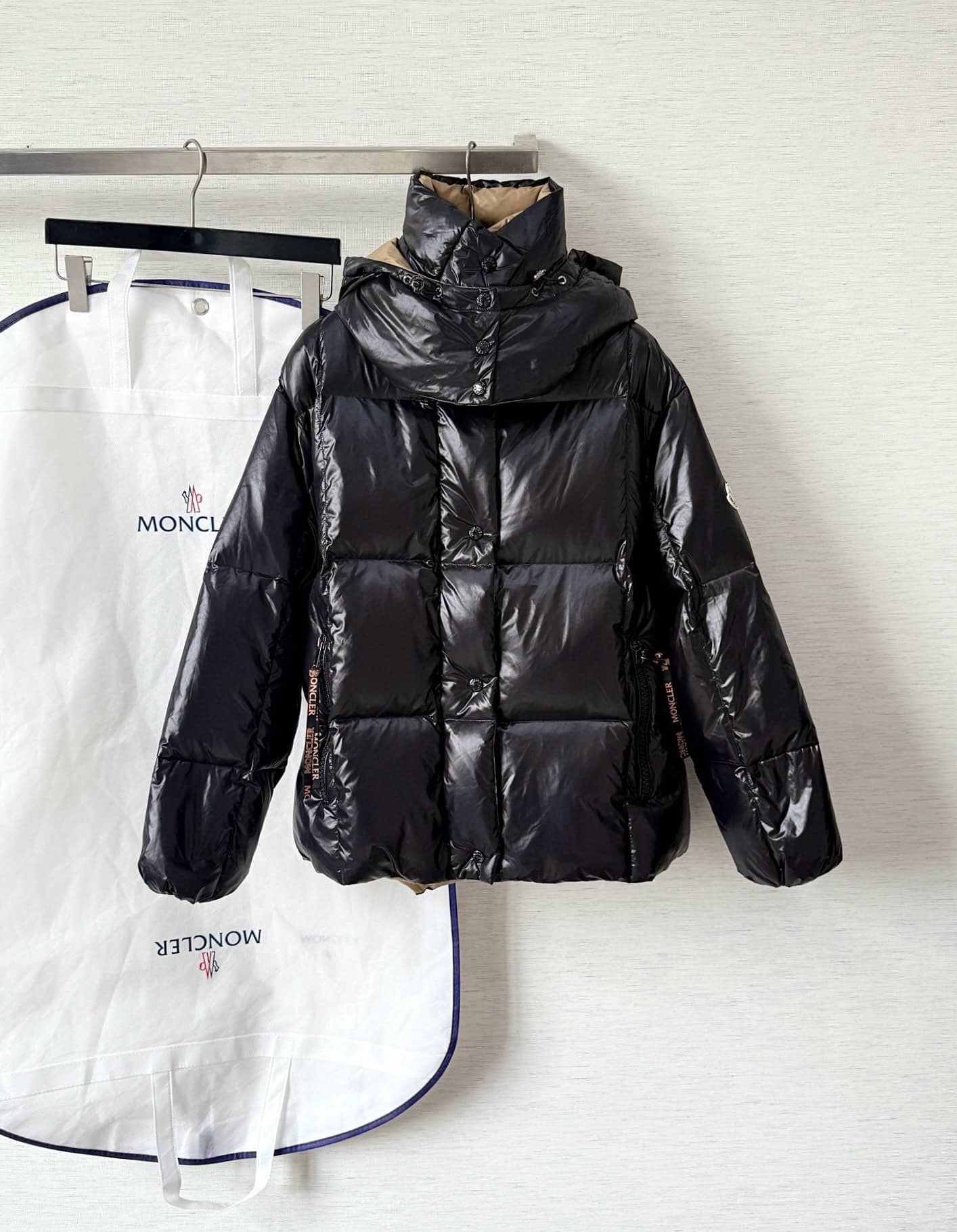 Moncler: Down jacket