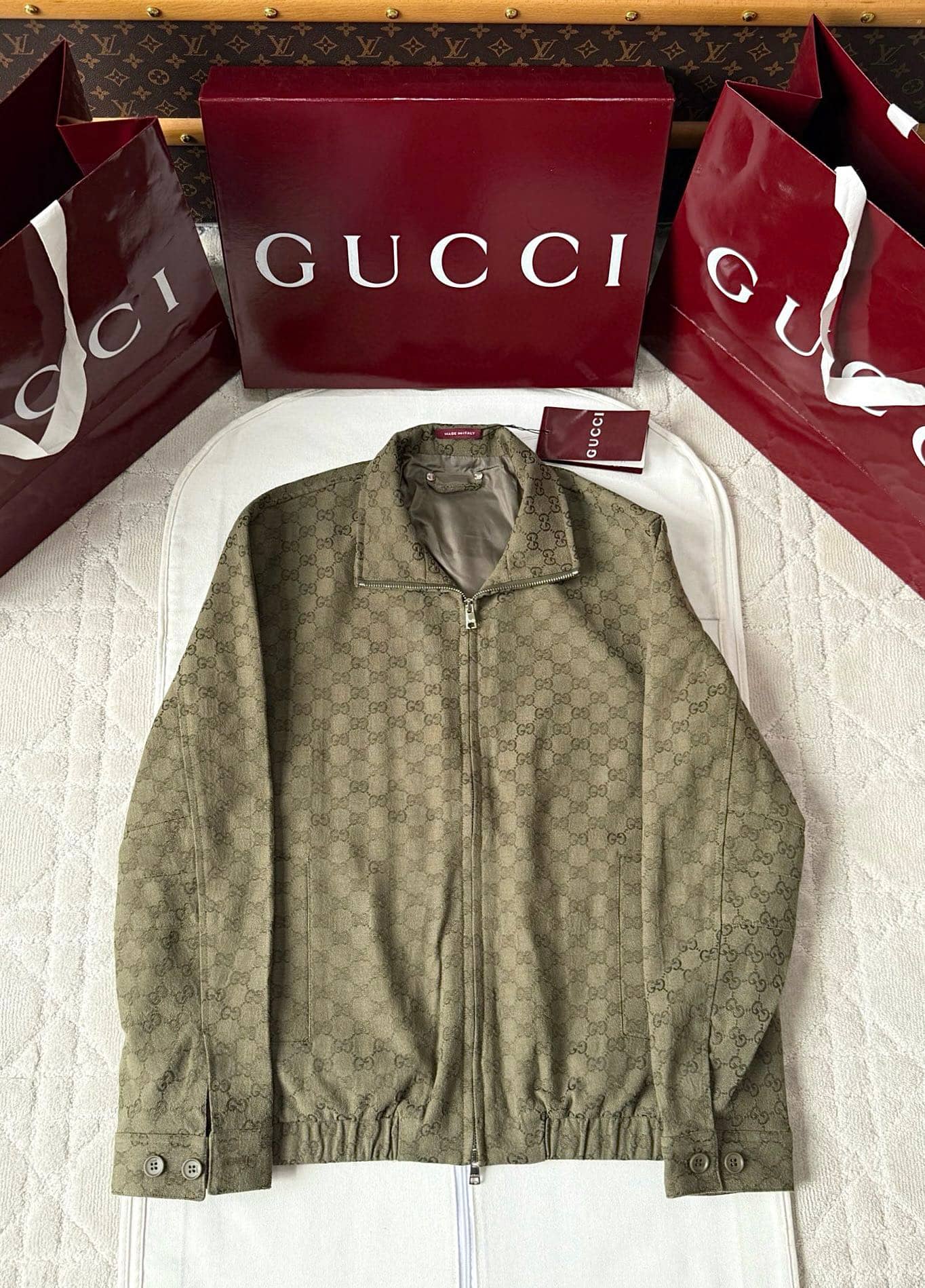 Gucci: Veste, imprimé intégral, monogramme, fermeture zippée, automne/hiver 2025