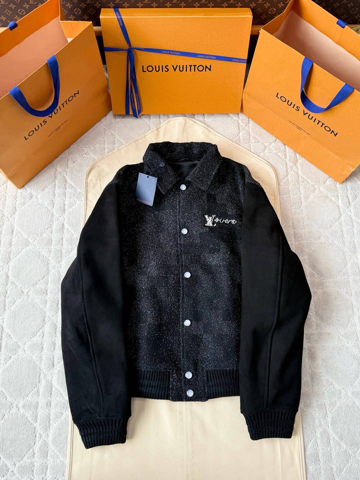 Louis Vuitton: Jacket, embroidery, pearl trim
