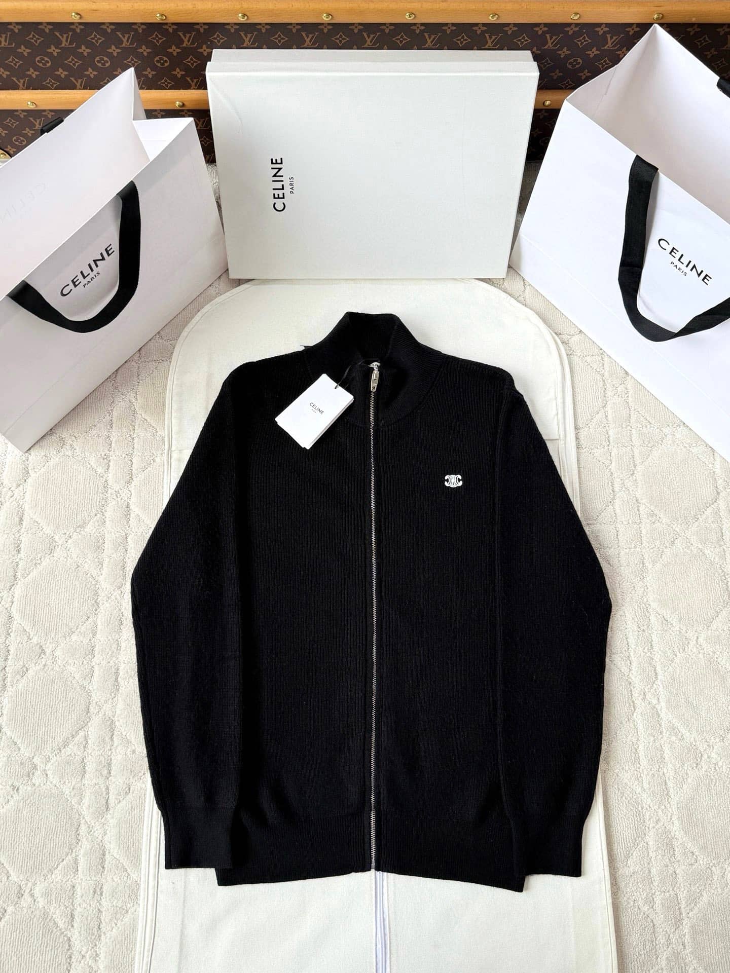 Celine: Cardigan, autumn/winter 2025