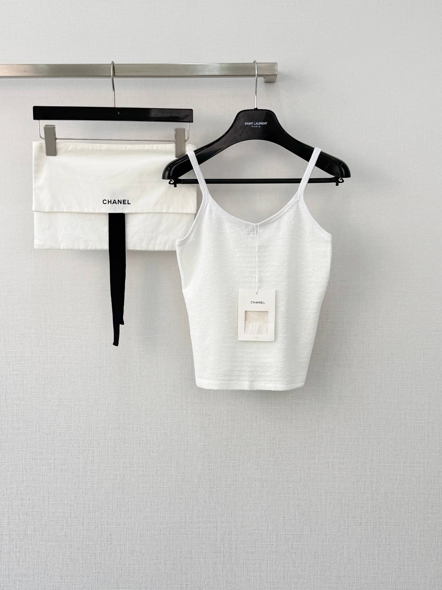 Chanel: Top sans manches, jacquard