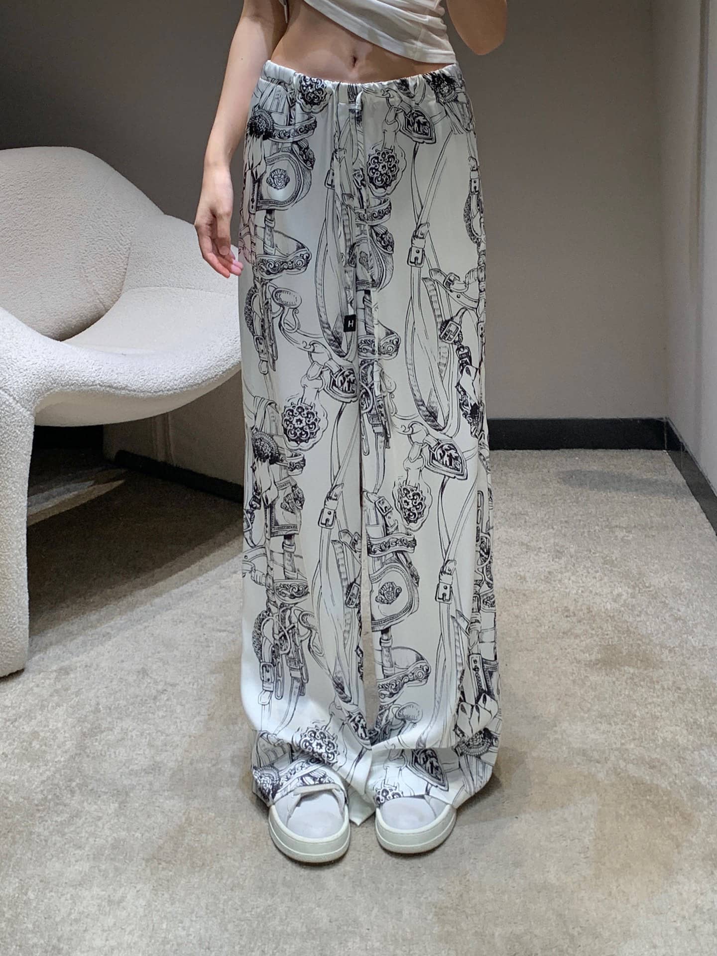 Hermes: Skirt, embroidery, print, contrast panels, drawstring, spring/summer 2025