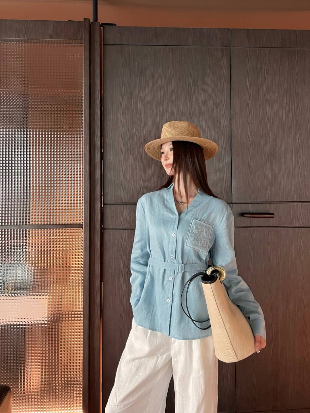 Loewe: Shirt, embroidery, logo, pockets, cotton, spring/summer 2025