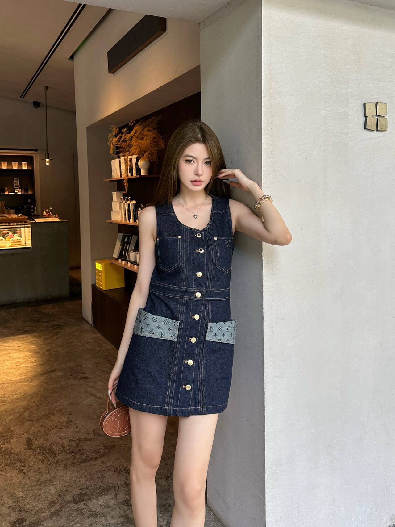 Louis Vuitton: Sleeveless top, cotton, denim, spring/summer 2025