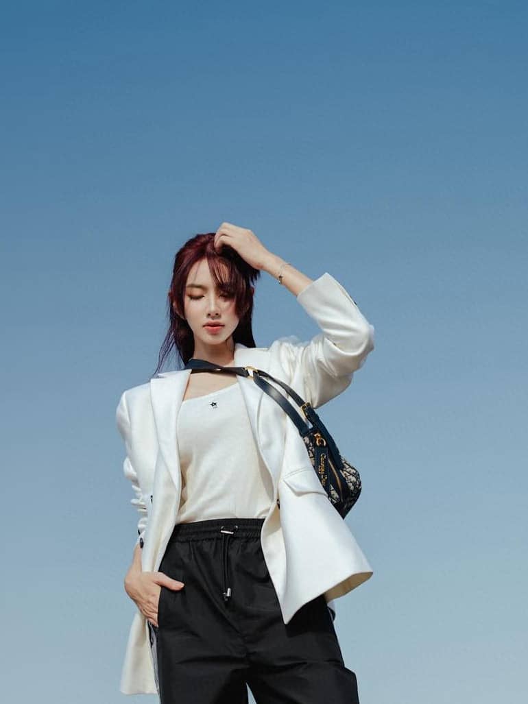 Dior: Sleeveless top, embroidery, logo, cotton