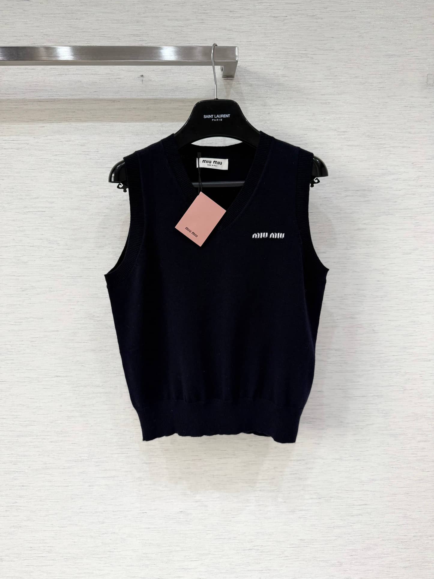 Miu Miu: T-shirt, spring/summer 2025