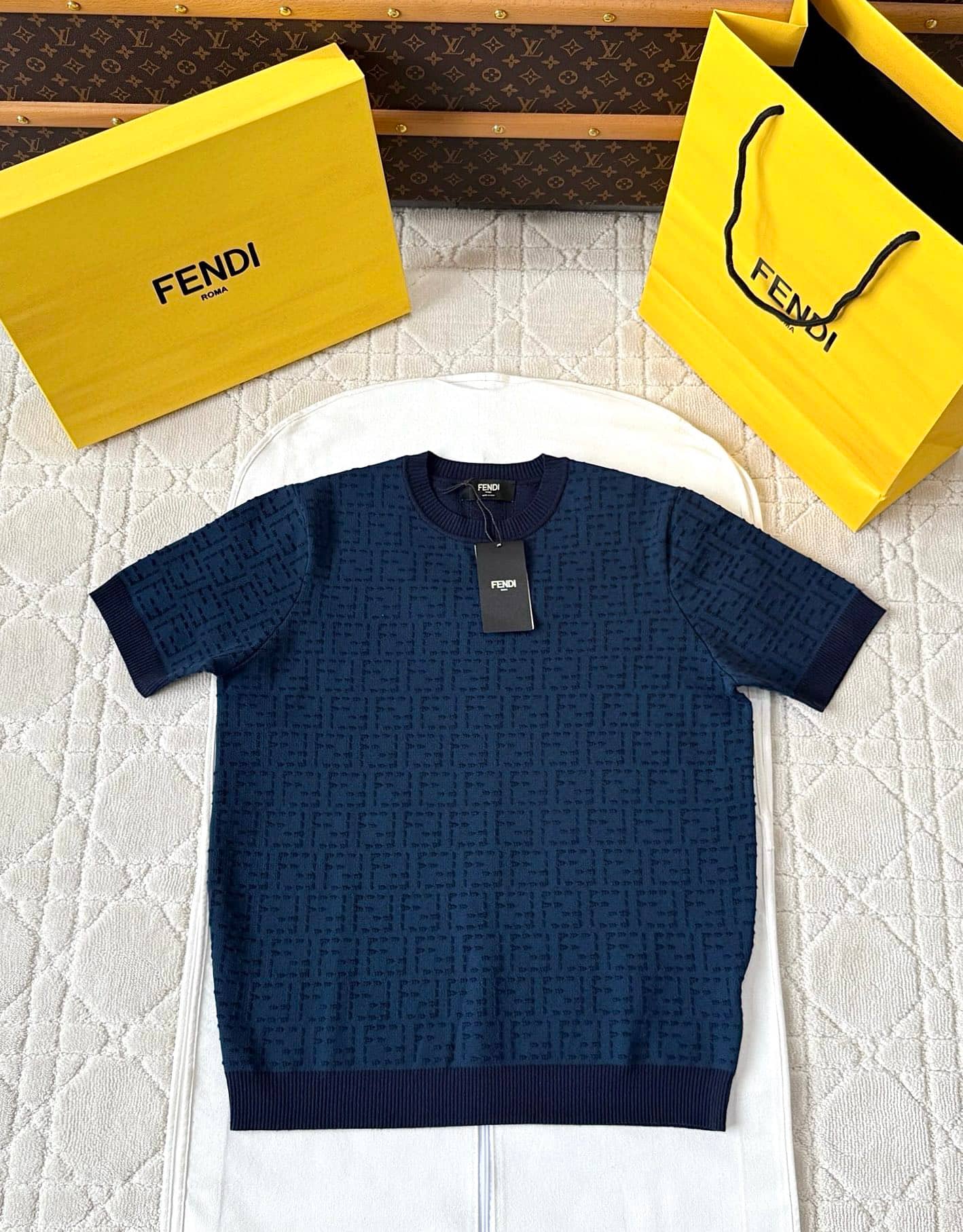 Fendi: T-shirt, logo, printemps/été 2025