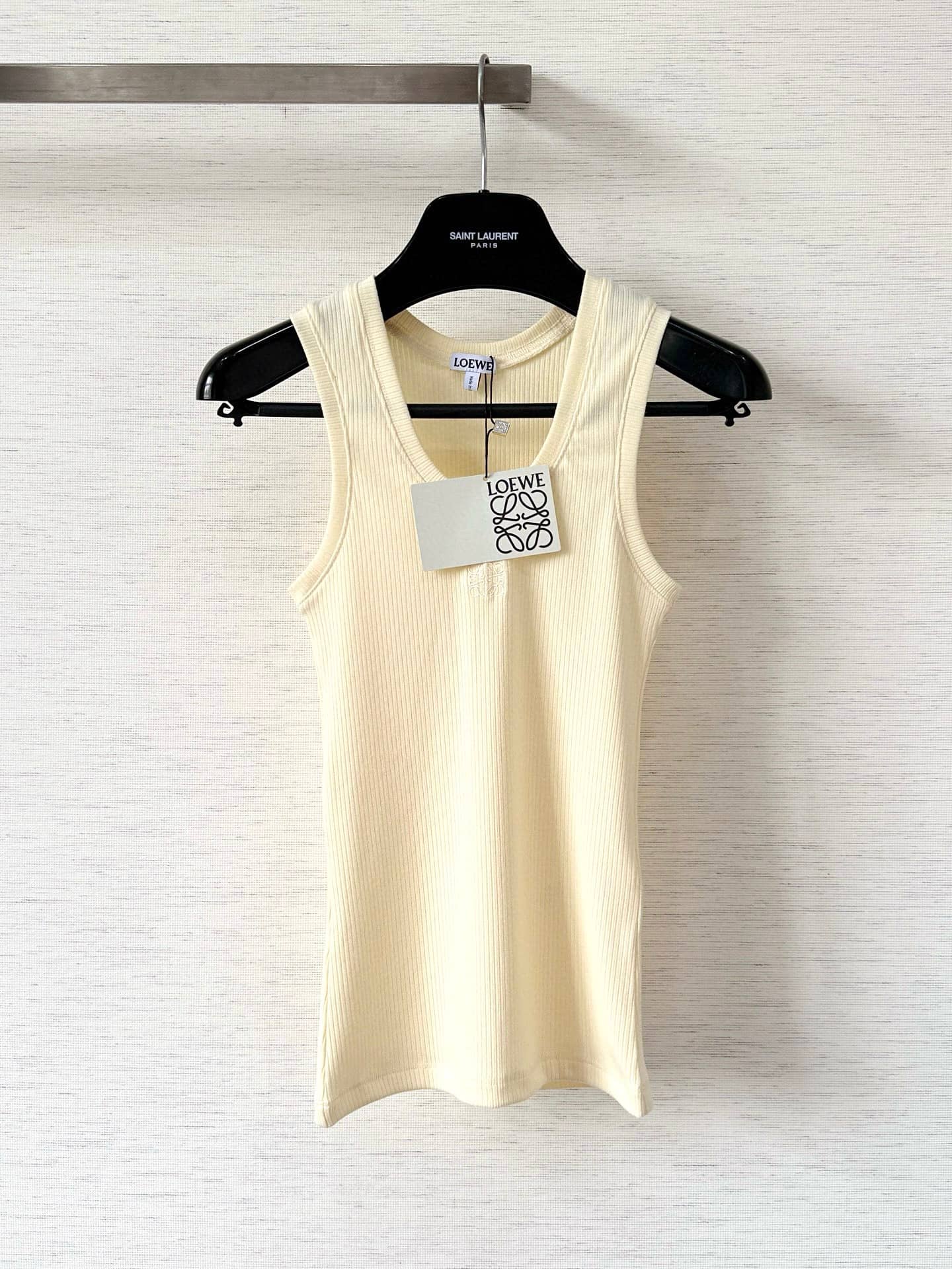 Loewe: Sleeveless top, logo, spring/summer 2025