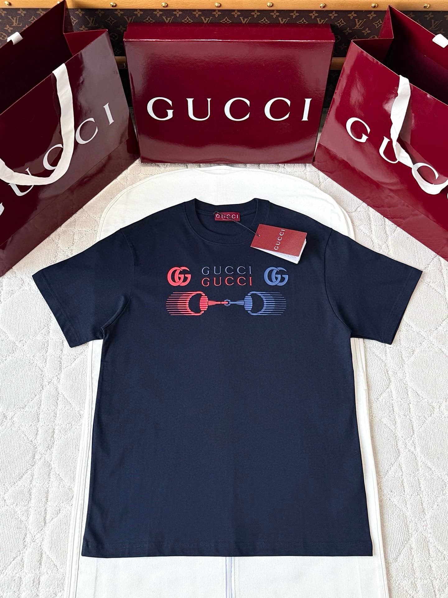 Gucci: T-shirt, print, logo, autumn/winter 2025