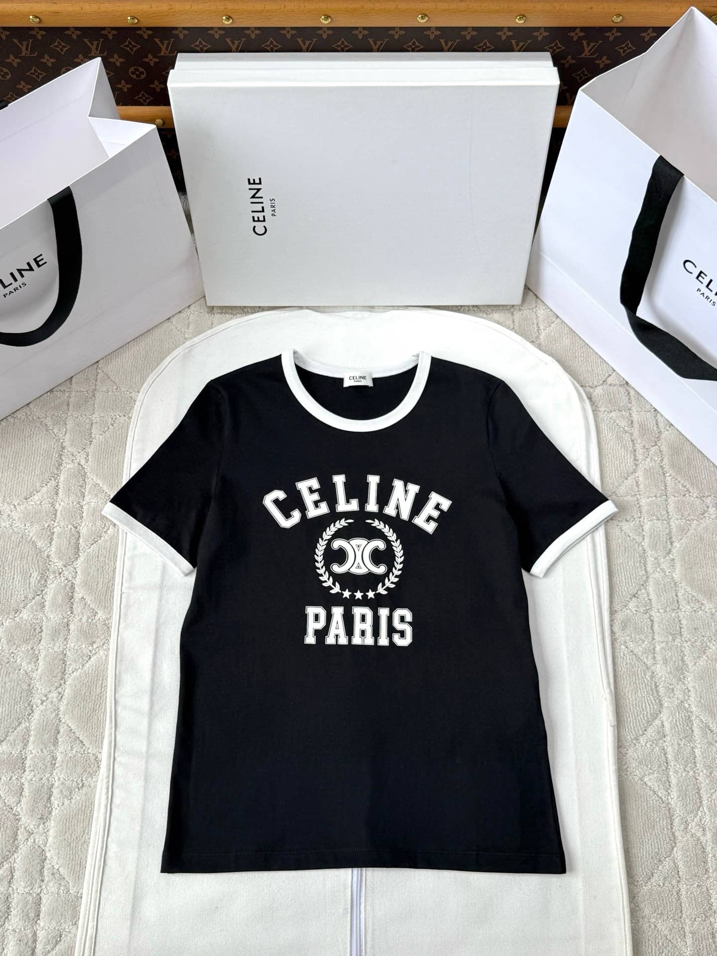 Celine: T-shirt, print, spring/summer 2025