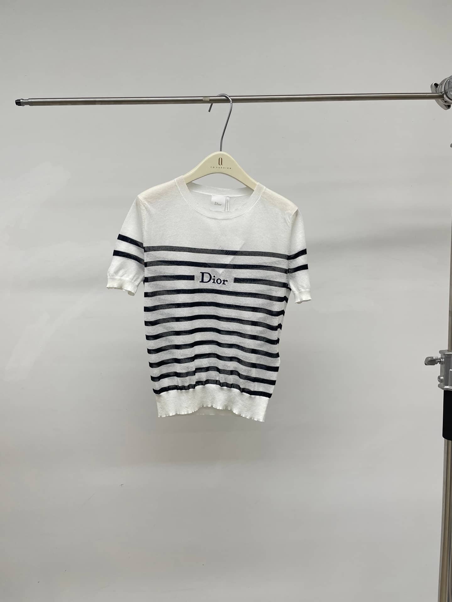 Dior: T-shirt, stripes