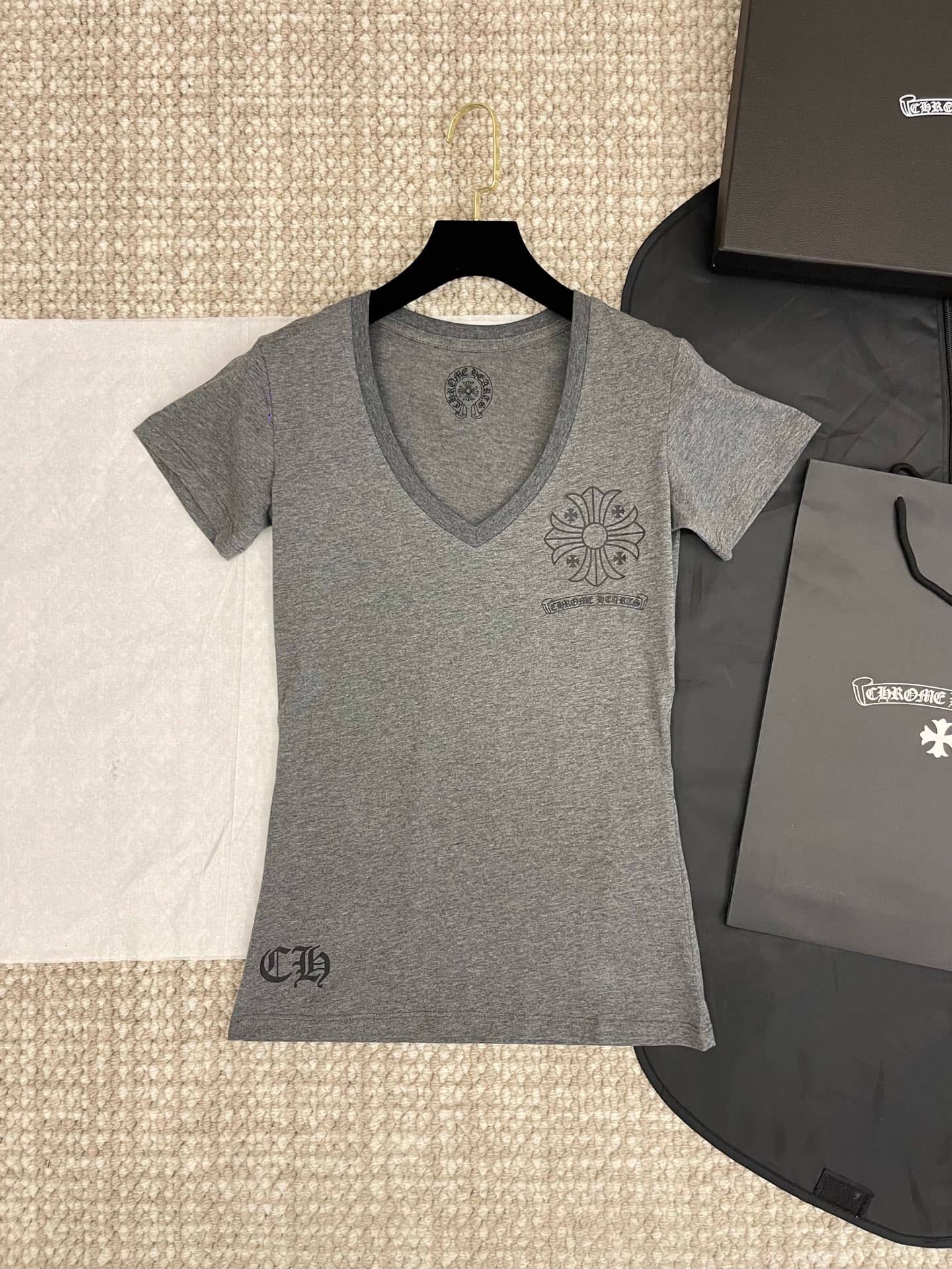 Chrome Hearts: T-shirt, blanc, imprimé, motifs de croix