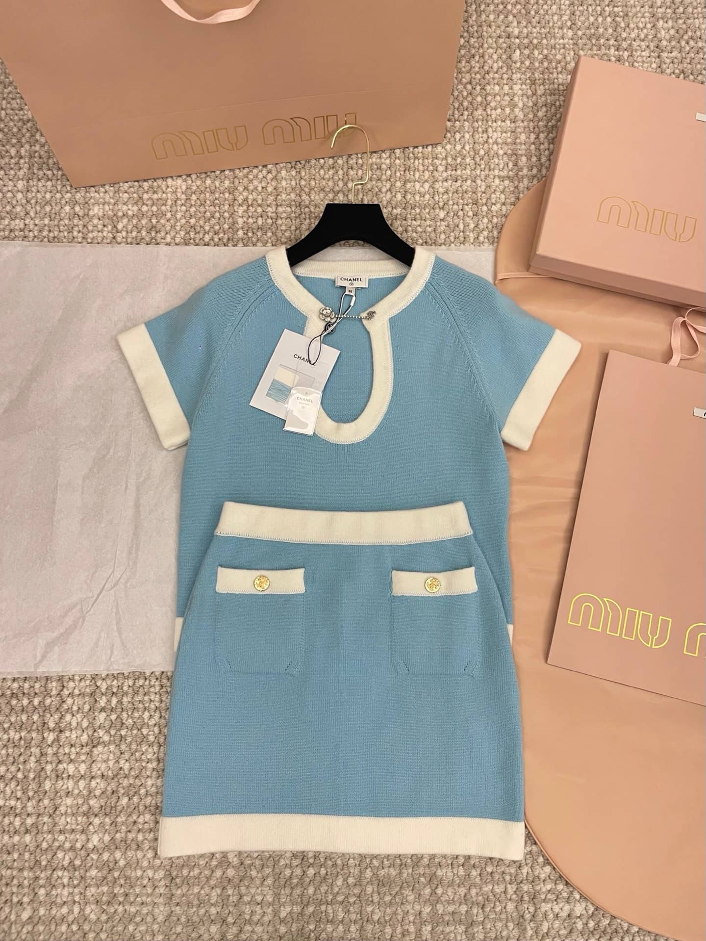 Chanel: T-shirt, white, blue, contrast panels