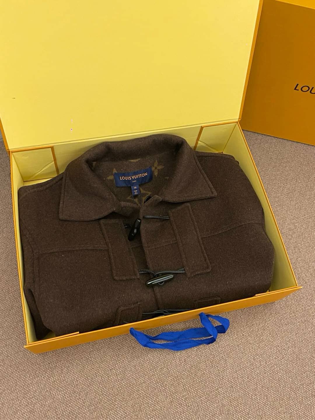 Louis Vuitton: сумка, шерсть