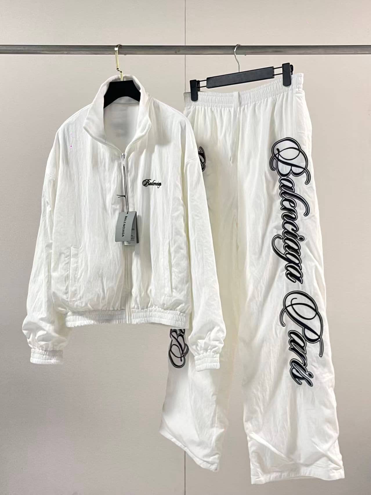 Balenciaga: Jacket